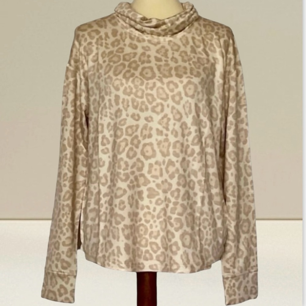 🔥HOST PICK🔥 NWT Splendid Cowl Neck Pullover - Picture 16 of 16